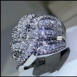 New 18k White Gold Wedding Ring 