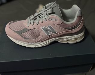 New Balance 2002R Pink Grey Sneakers