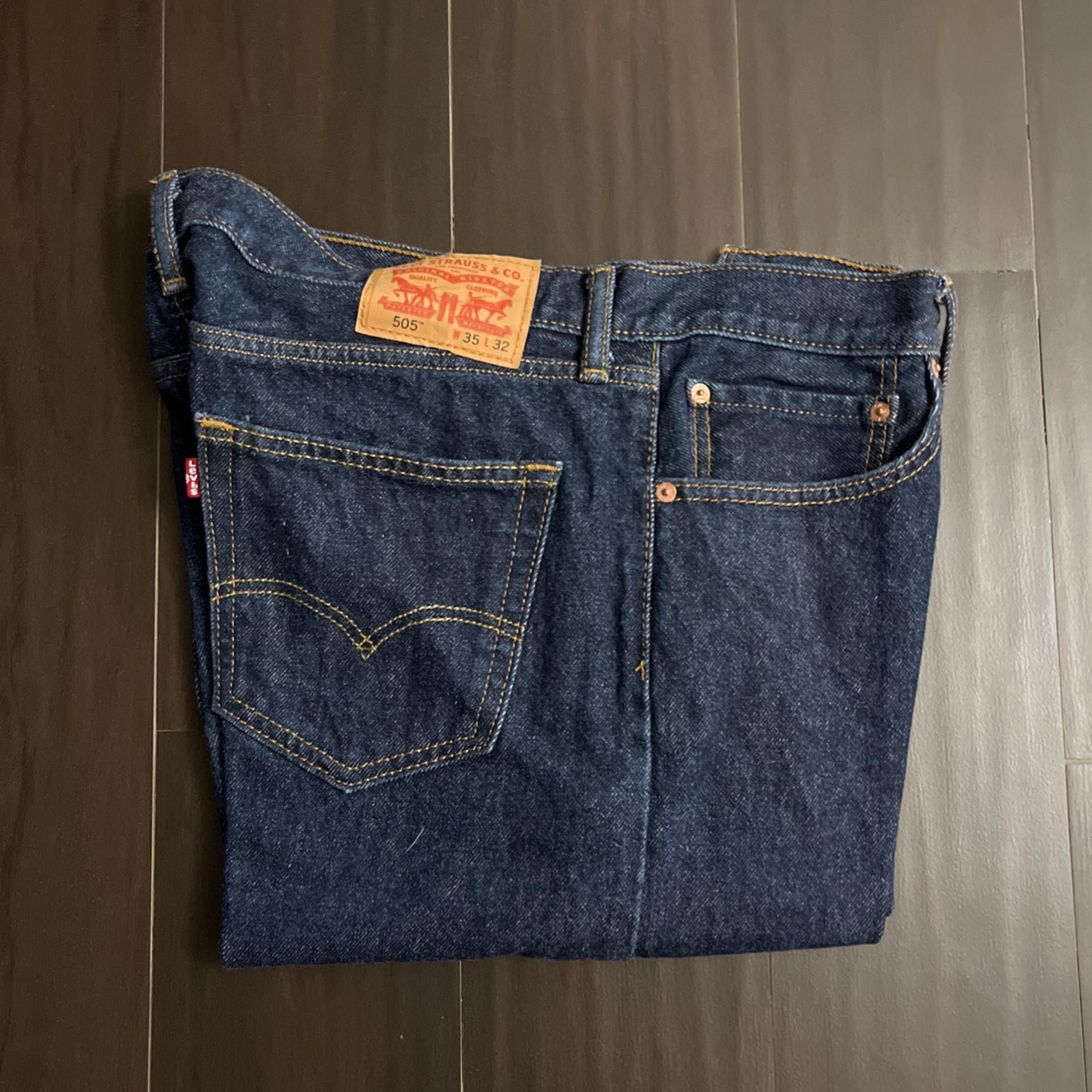 Men Demin Levis 35 X 32 Jeans