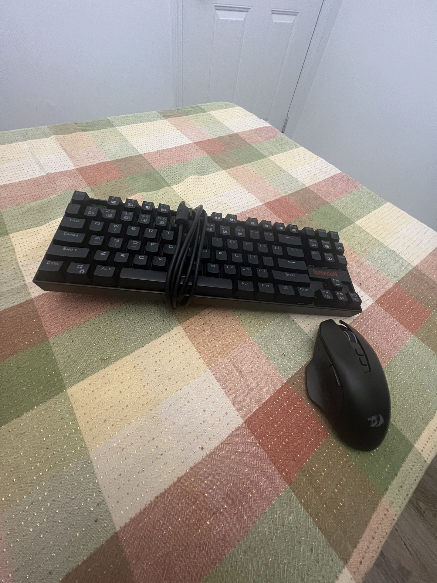 Redragon Kumara K552-2 Gaming Keyboard Red + Redragon M656 Wireless Gaming Mouse Red (COMBO)