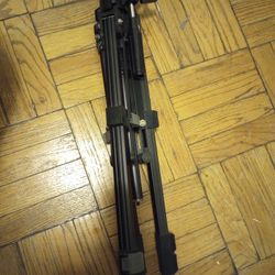 SLIK Universal U212 Deluxe Tripod