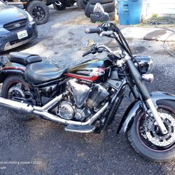 Yamaha V-Star/1300