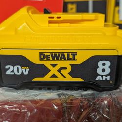 DeWalt XR 8ah Battery Pickup Walnut Creek Pinole 