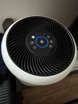 LEVOIT Air purifier for home-like new