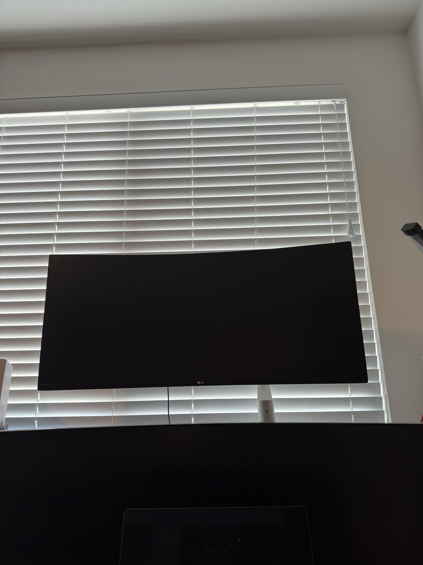 LG 34-inch Ultra-wide Gaming Monitor