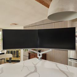 2x 27" Curved Samsung Monitors And Dual Arm Monitor Mount 