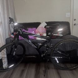 Full Suspension Mountain Bike