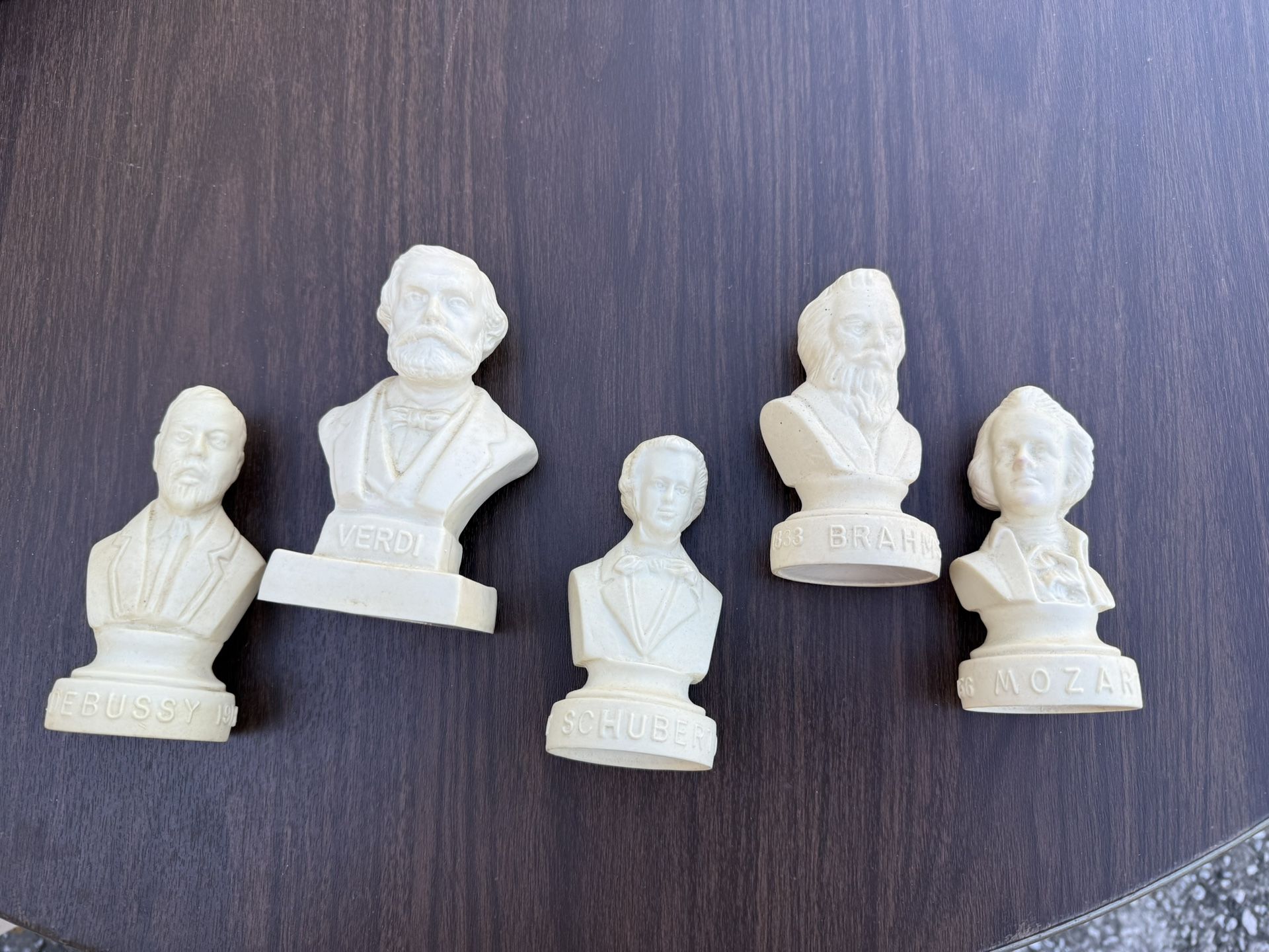 Halbe Composer Mini Busts: Mozart, Debussy, Schubert, Verdi, Brahms