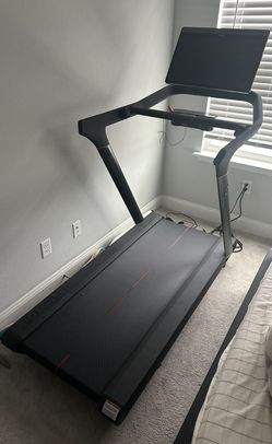 Peloton Treadmill 