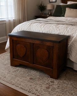 Solid wood storage chest