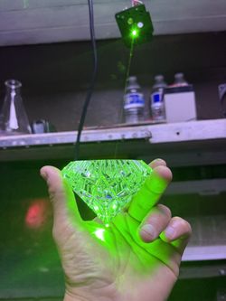 DIAMOND SHAPED GLASS ORNAMENT 