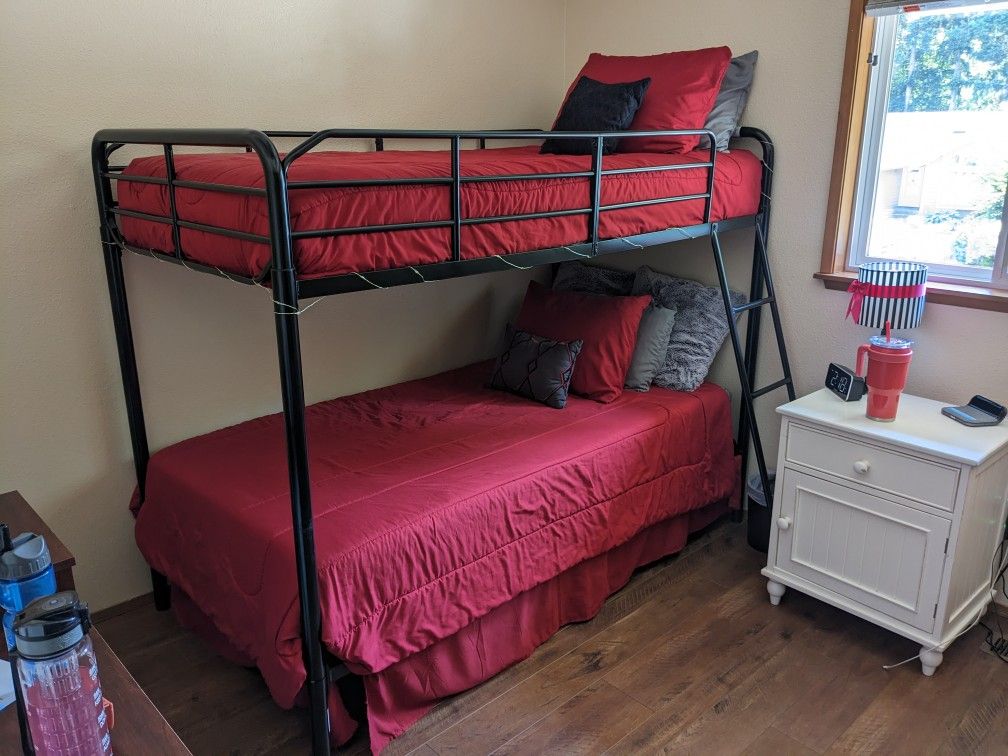 Twin Bunk Bed