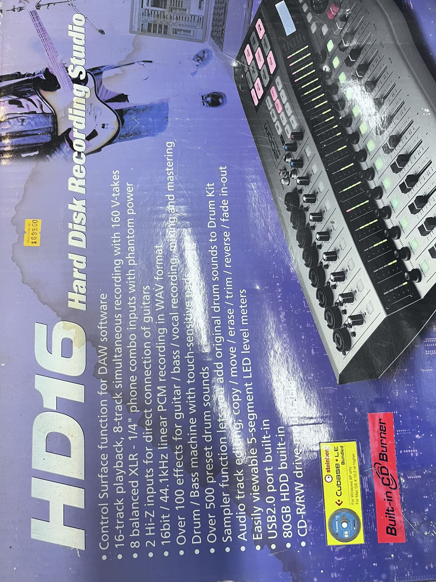 Zoom HD-16 Recording Studio With Microphone