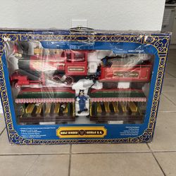 Walt Disney World Railroad Train Set #60080 Tested Works. Good Condition.