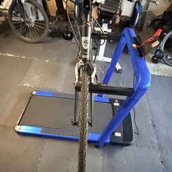 Infinity Boss 2 Hybrid Bike