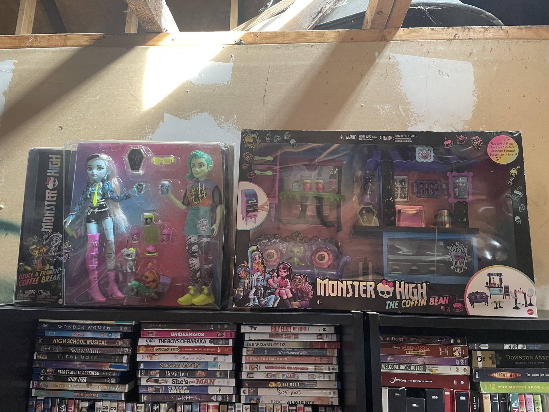 Monster High G3 Coffin Bean With Frankie And Duece