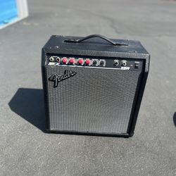 Fender Frontman 35R guitar combo amplifier. 