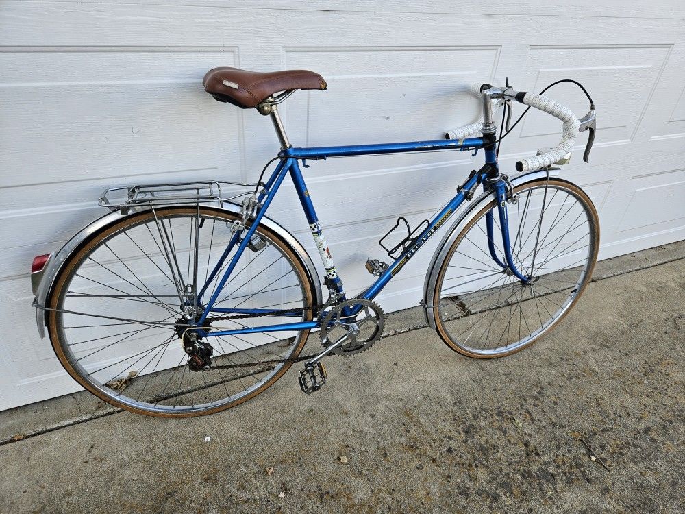 Large 58cm Vintage Peugeot 10-speed Road Bike made in France