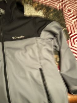 Columbia Jacket Size Large