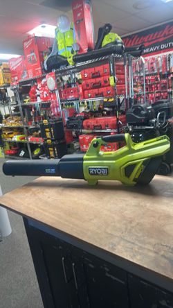RYOBI 40V HP Brushless Whisper Series 190 MPH 730 CFM Cordless Battery Jet Fan Leaf Blower (TOOL ONLY)