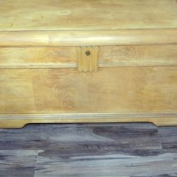 Hope Chest - Cedar