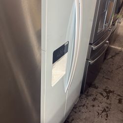 Whirlpool Side-By-Side Refrigerator With Water And Ice