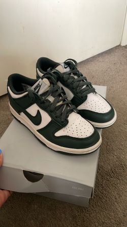 Boys dunks  size 5