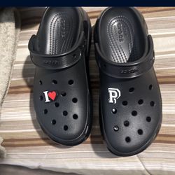 Platform Crocs - Size: 8