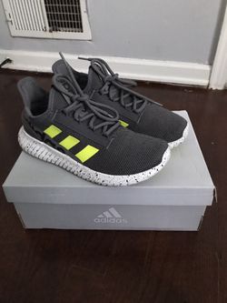 Adidas Running Shoes 