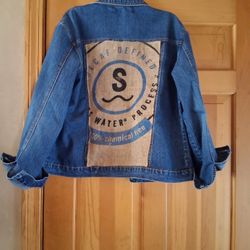 BRAND NEW POPULAR TRENDY DENIM JACKET 