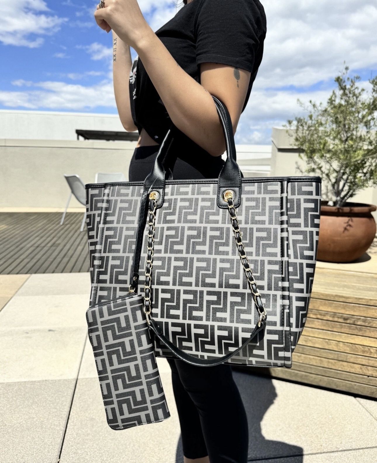 NWT Large Tote Bag Wallet 2pc