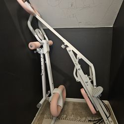 Squat and abdomen workout machines