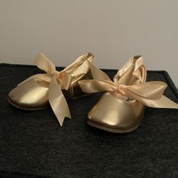 Kid’s Shoes, Gold