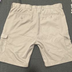 Khaki Men’s Cargo Dress Shorts Size 38
