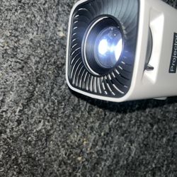  Projector