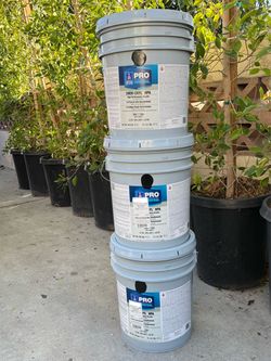 Sherwin Williams Pro Industrial Home  Paint - NEW