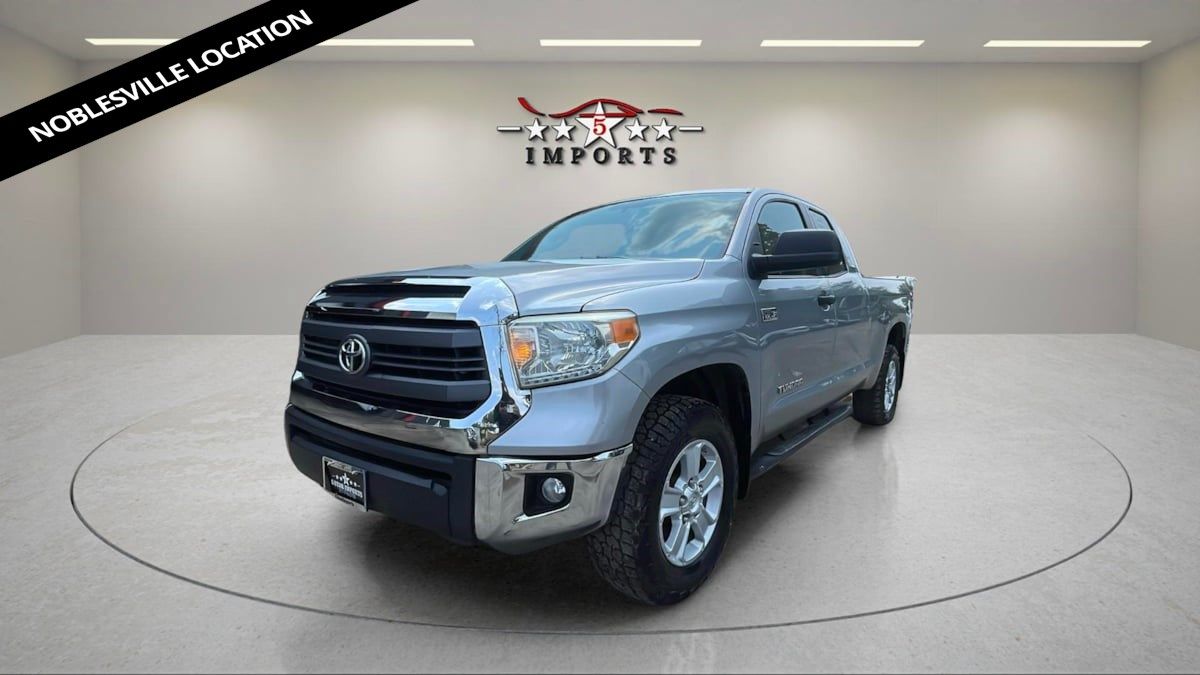 2014 Toyota Tundra 4WD Truck