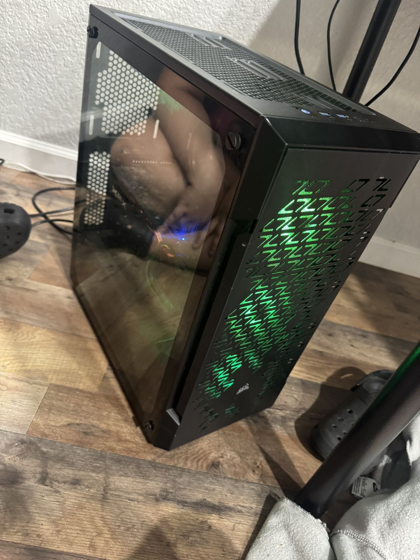 CUSTOM BUILT GAMING PC