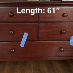 Dresser With 5 Drawers 