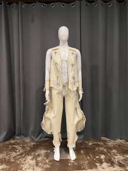 Vintage Men’s 46/2XL Western 4 Piece Leather Fringe Off-White Outfit Set.