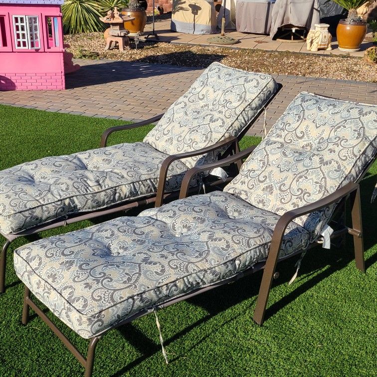 Recliners