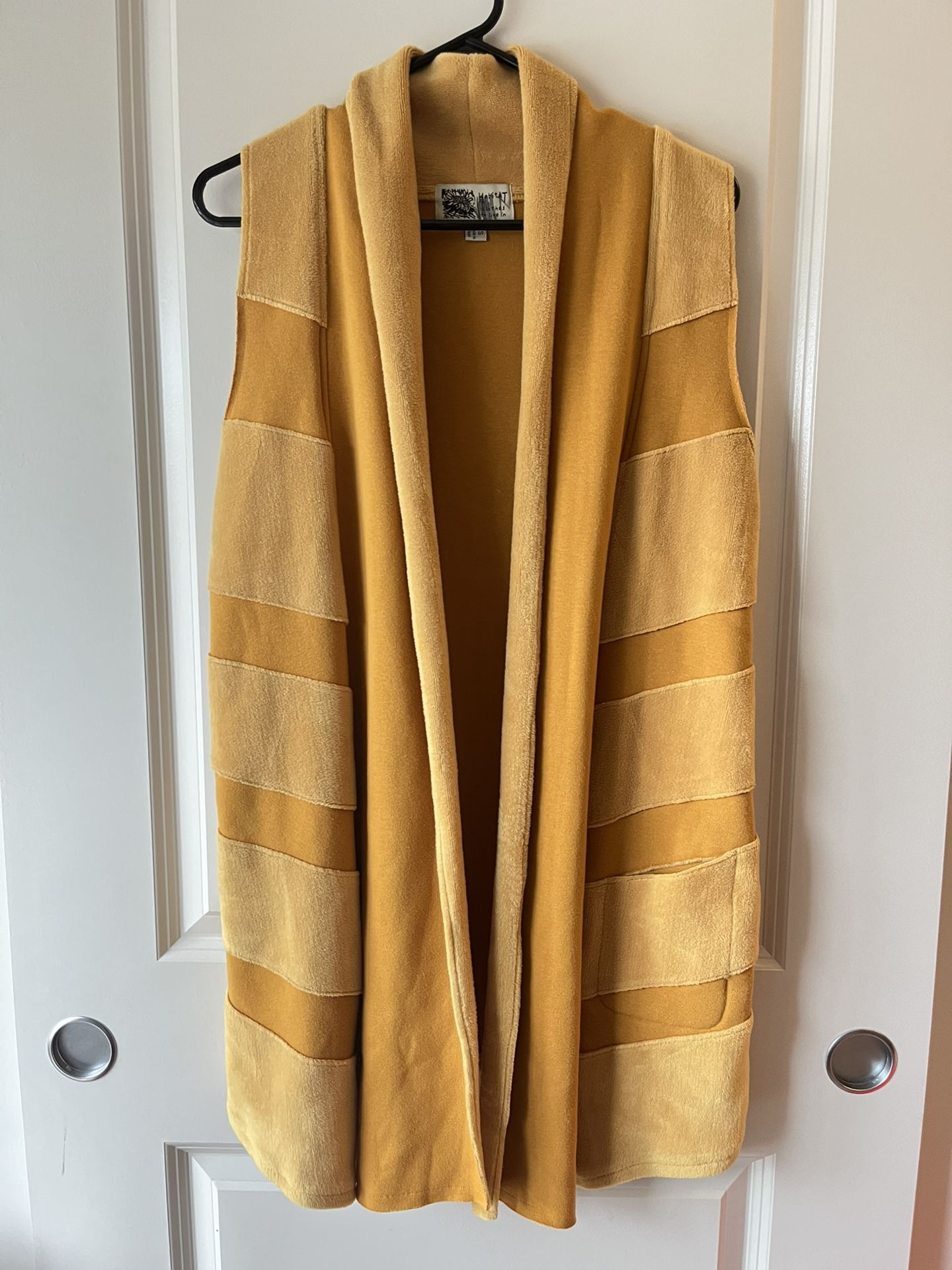 Habitat Womens Small Yellow Velvet Vest With Pockets