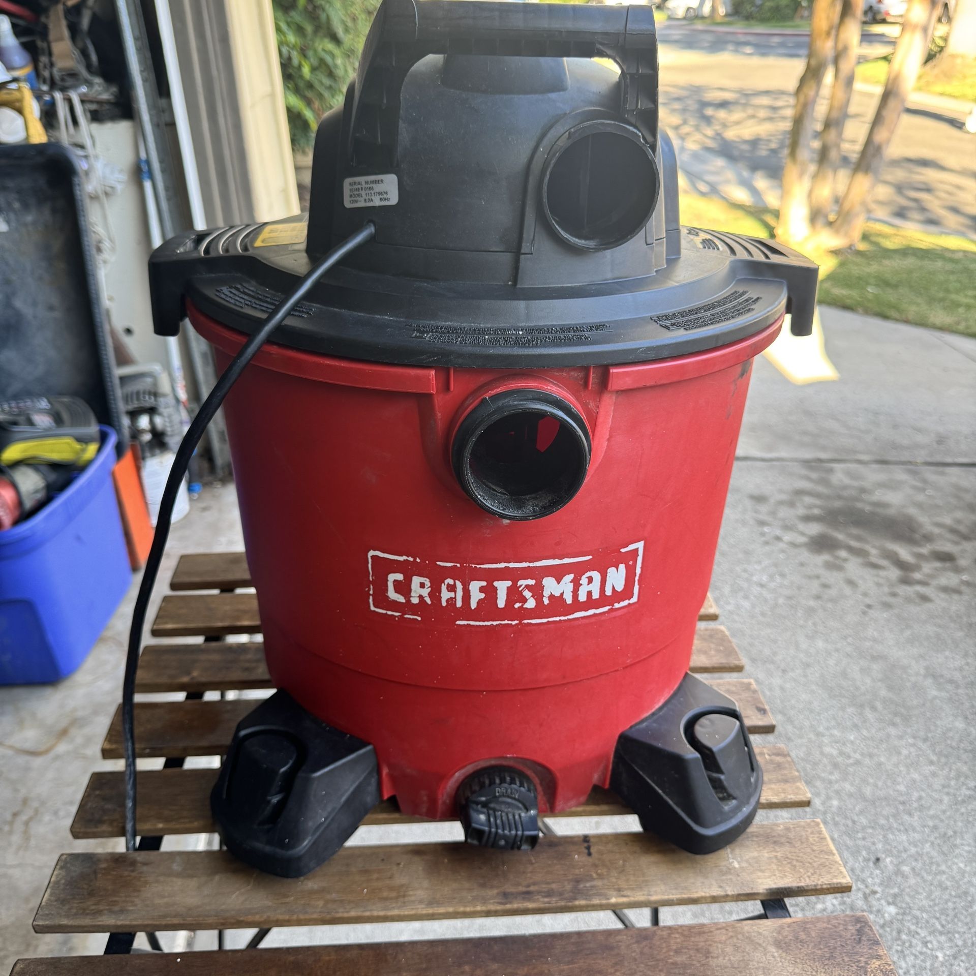 Craftsman 9 Gallon Wet/Dry Shop Vacuum – Works Great!