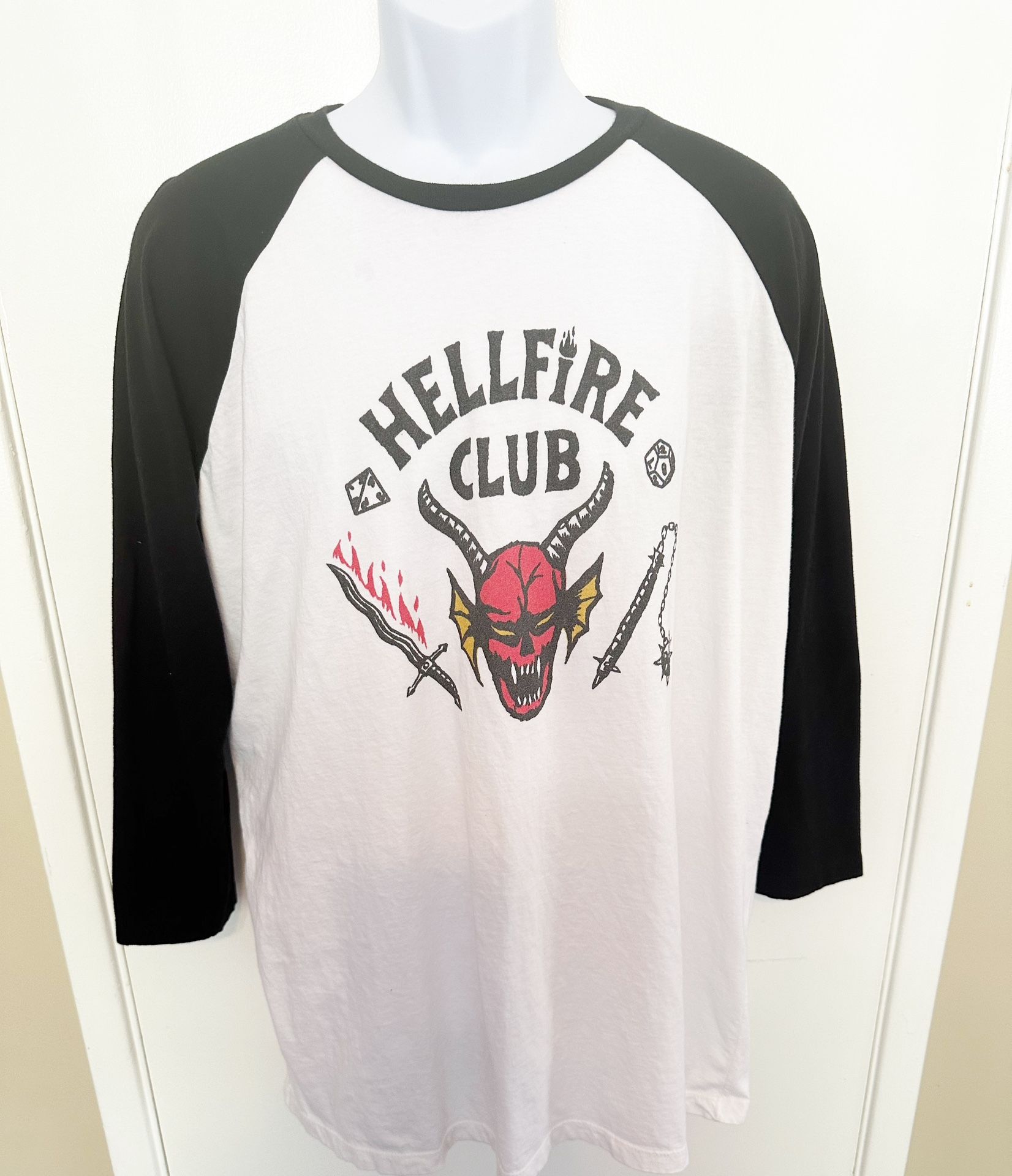 Mens Stranger Things Baseball Tee Size XL