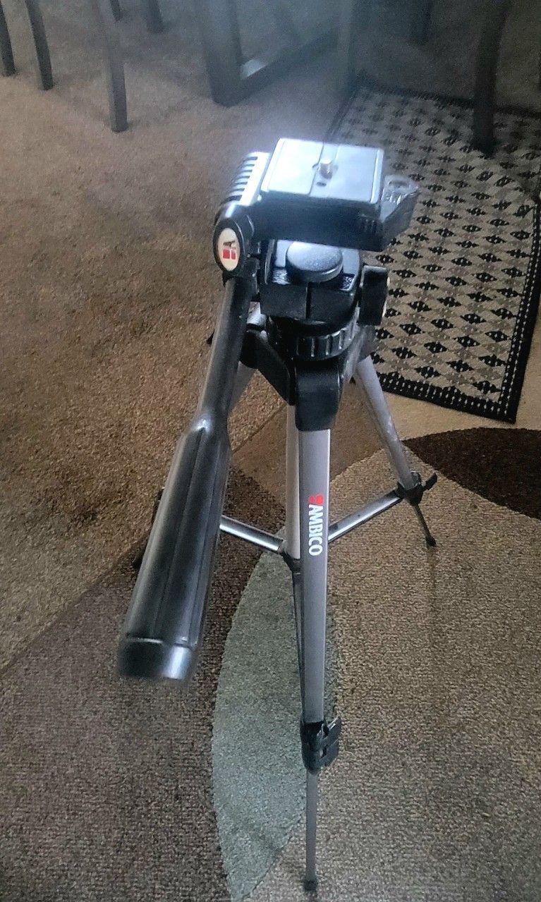 AMBICO Tripod