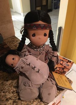 ANative american ecious moments- Morning Star & papoose- Indian doll with baby