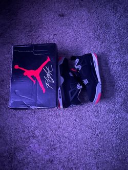 Jordan 4 with box