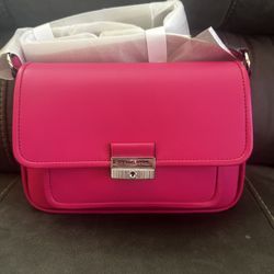 Michael Kors Medium Size Purse