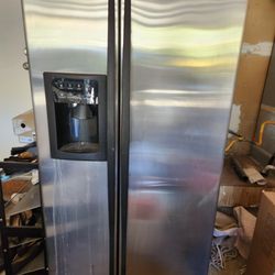 Refrigerator (FREE)