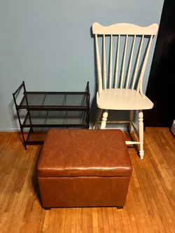 Lot of (3) pieces of furniture